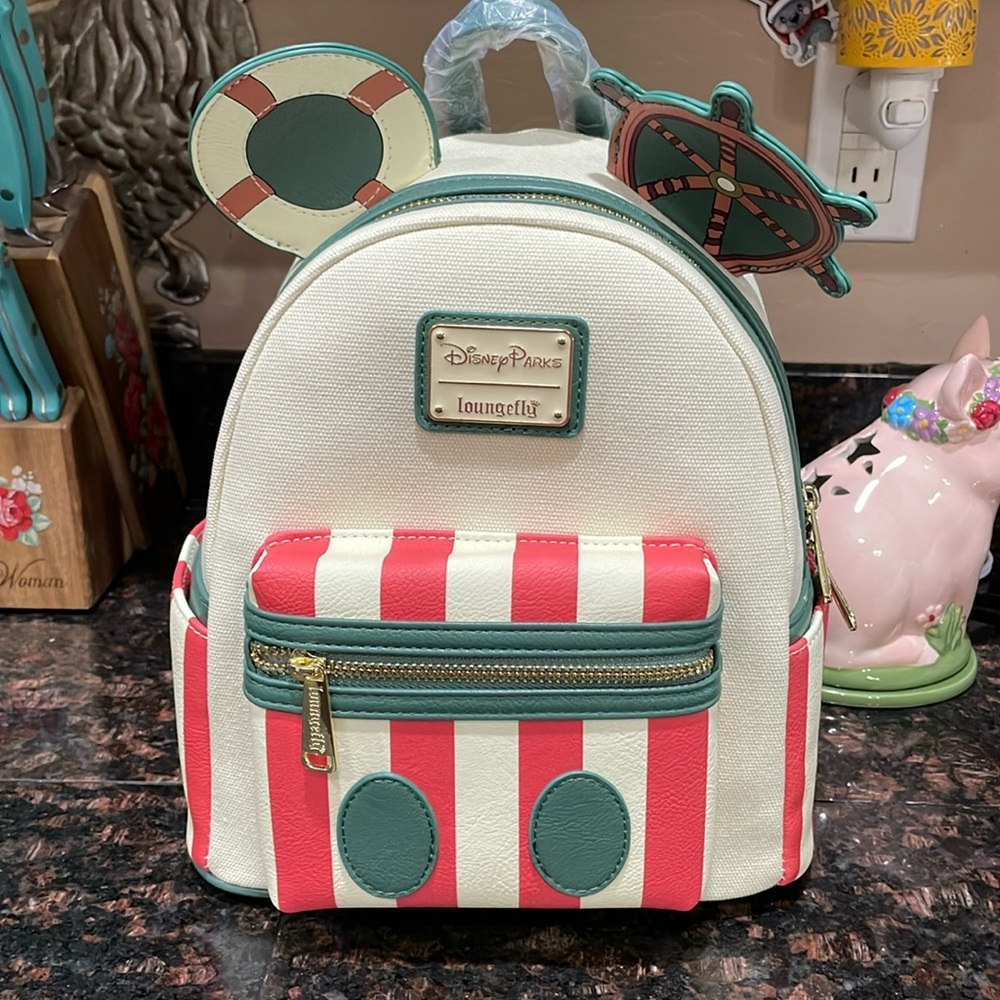 NWT Loungefly Disney Jungle Cruise Mini Backpack
